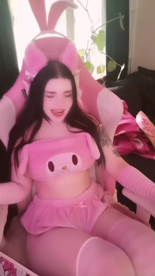 hey🌸 by dragon__princess