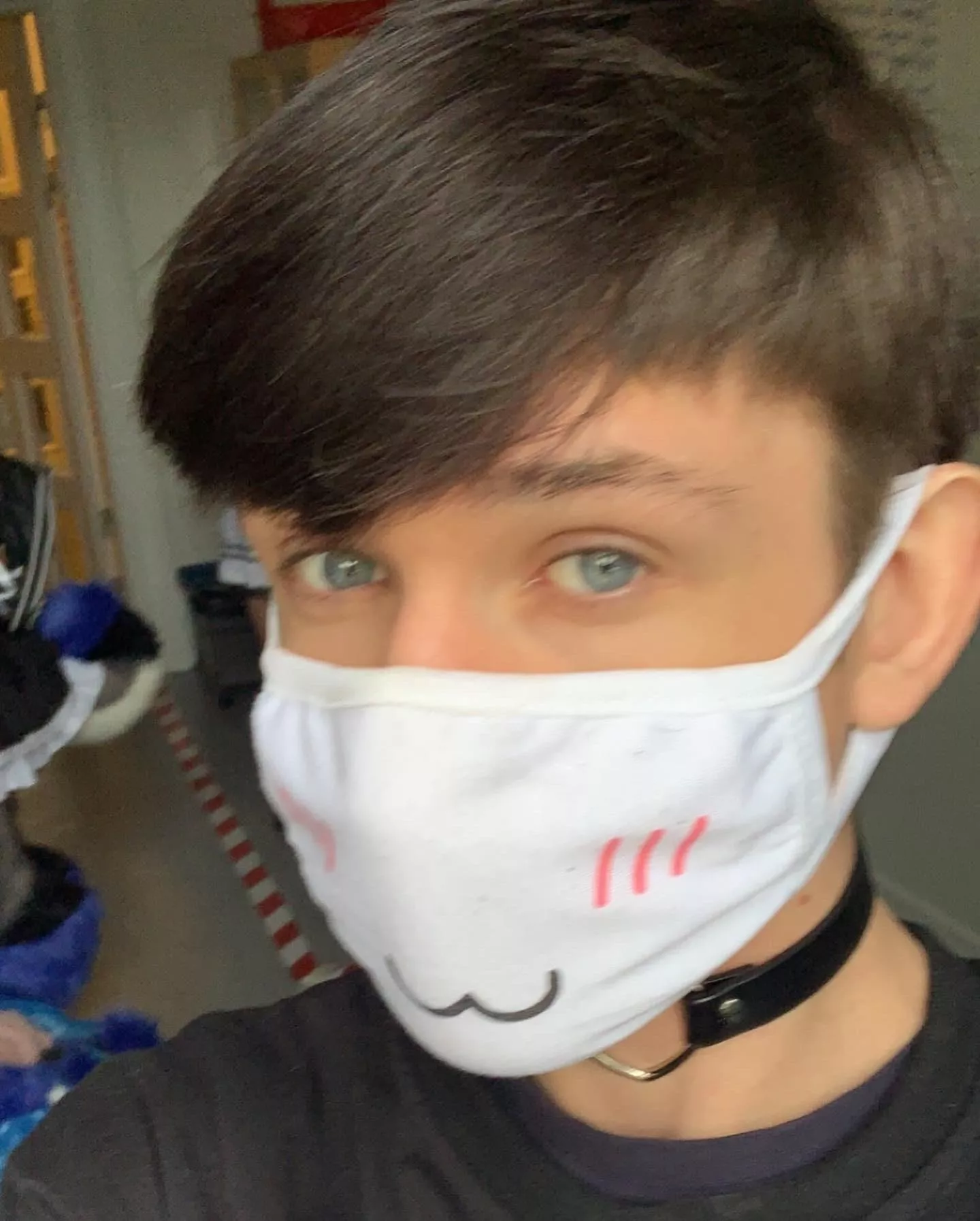 hey psst, yeah you! dont forget that you are freaking adorable >w< 💕 posted by efemboi