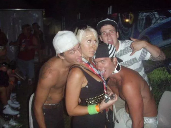 Hey Sweety. I hope you had a good night at work. Can you pick us up from the club? I met some boys that knew you from highschool. They are so funny! posted by TraditionalPlace7996