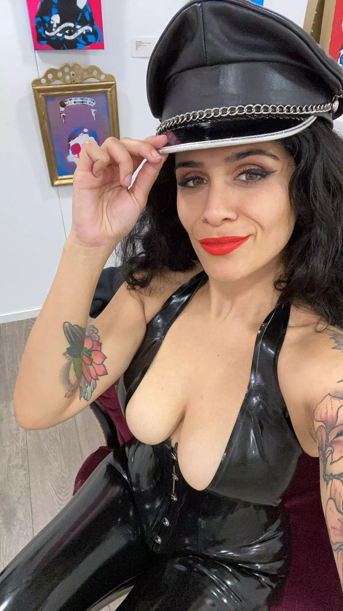 Hey there posted by mssophiasahara