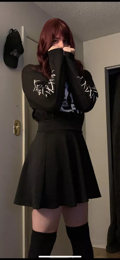 Hey there ☺️ how do I look? by zhahari