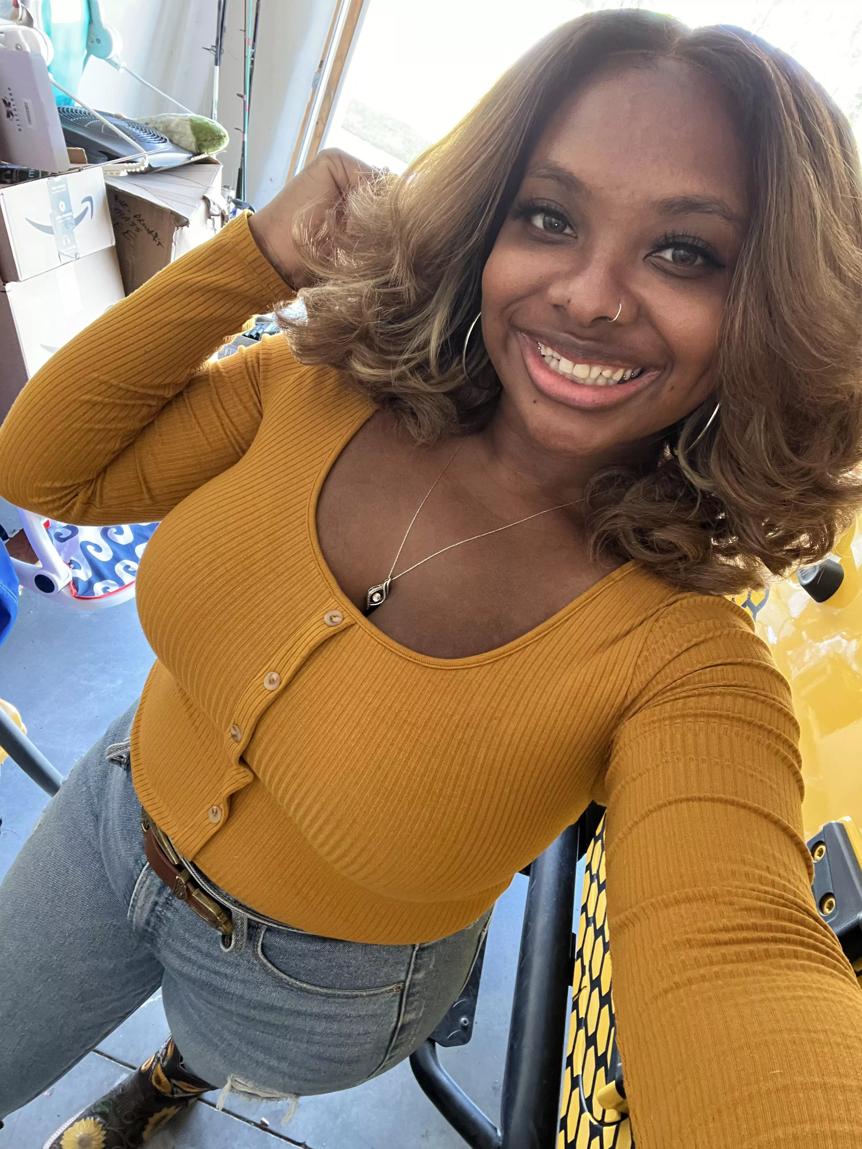 Hey there ☺️ posted by DeeDubBaybee