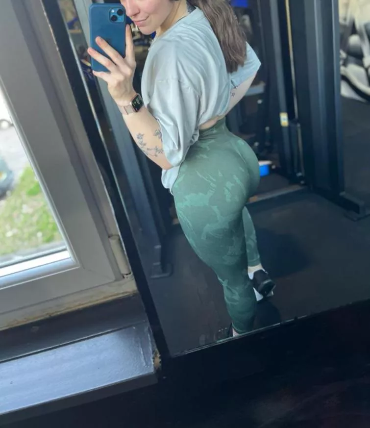 Hey twam posted by sagahansen