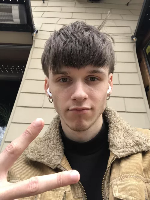 Hey☺️ what’s up? by scratch-cat