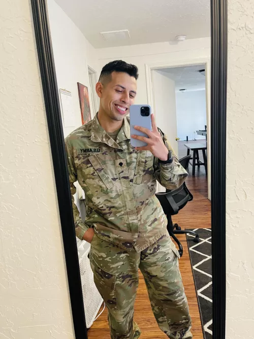 Hey what’s up 🤙? HMU by FallenRey