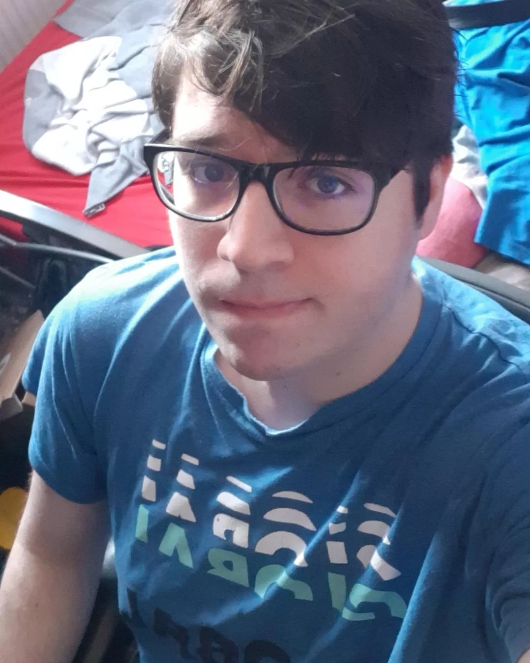 heyo boyos. feeling a bit lonely tonight gimme some attention? posted by MrMyster11