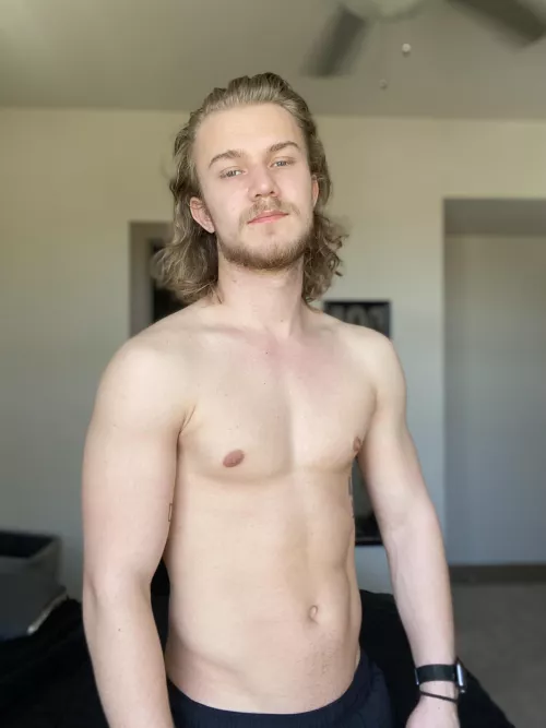 Heyo! I used to be apart of this community a few years ago but fell out of the whole reddit thing! Looking to get back into it haha! by matthewstantonn