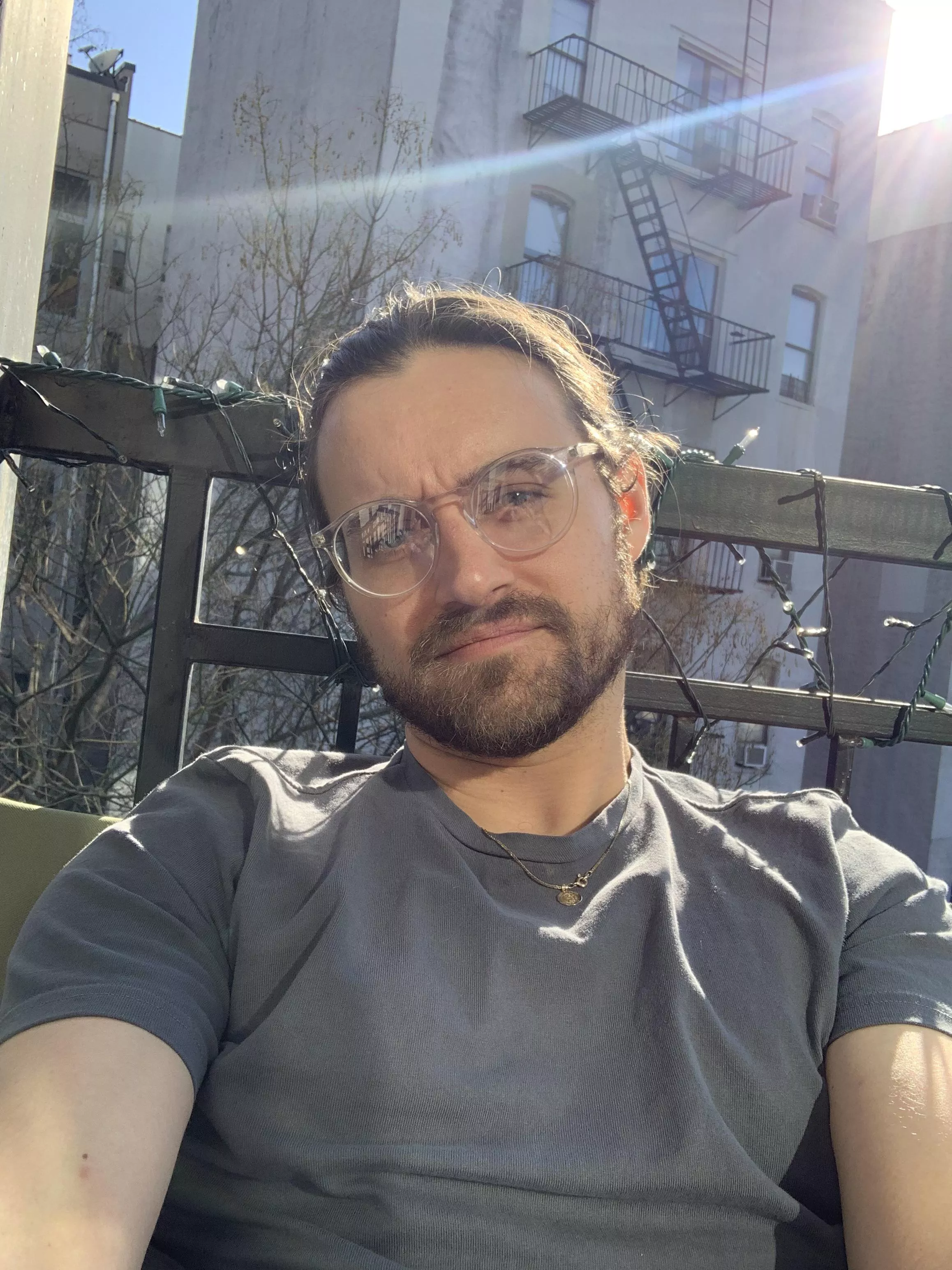 Heyooo hmu if y’all wanna chat posted by Greedy-Sentence7851