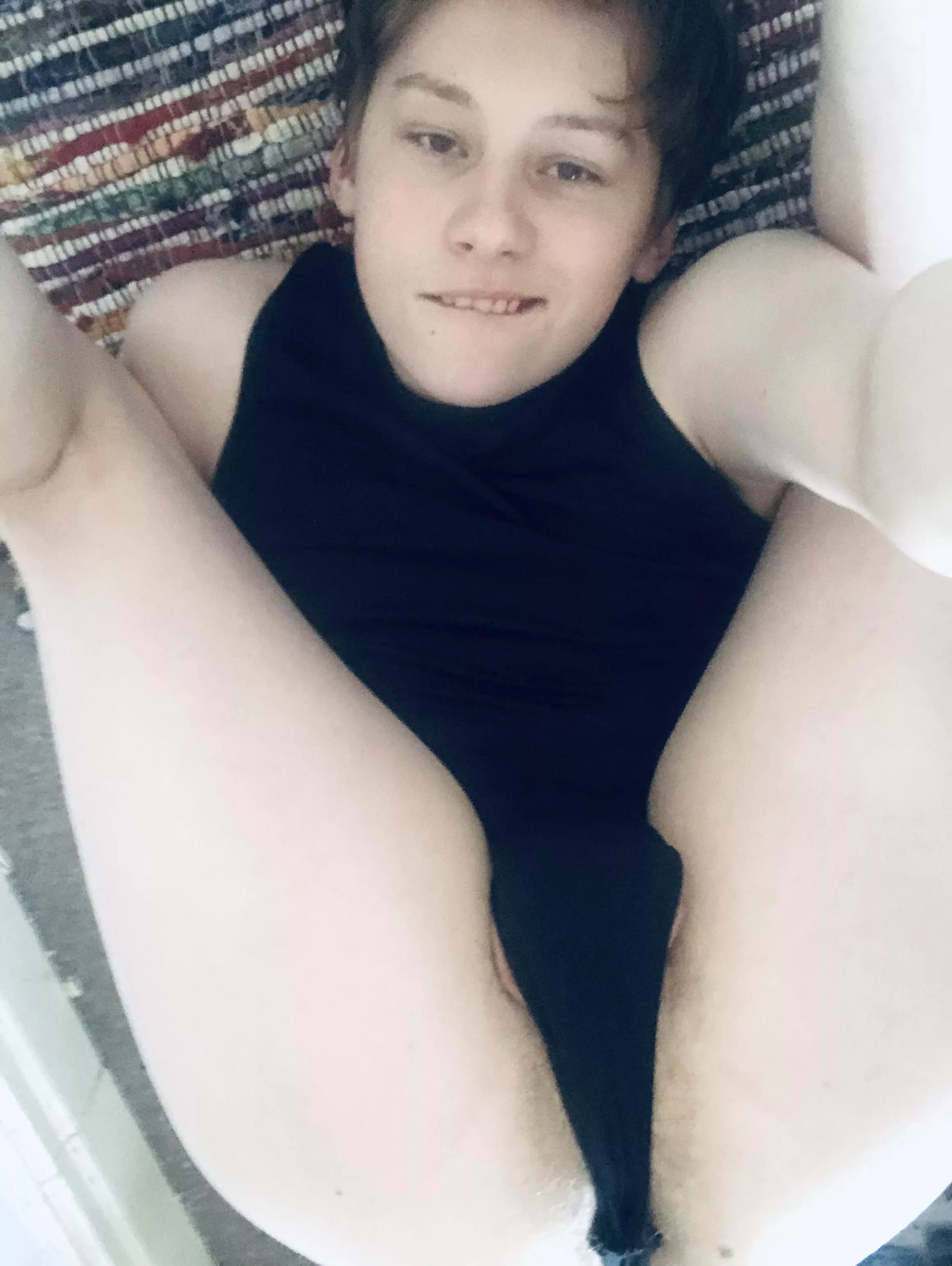 Heyyy 😏 (18) posted by Ihavebadtakes