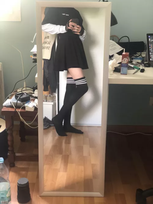 Heyyy first time posting here, do I look good enough for my city's pride ? (also don't mind the poor quality pls) by aarys_21