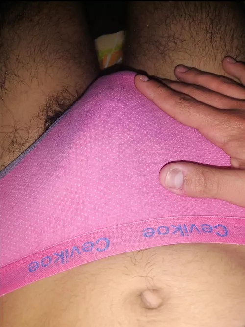 Heyyy, pink it's my color ehehe by Used_Simple06