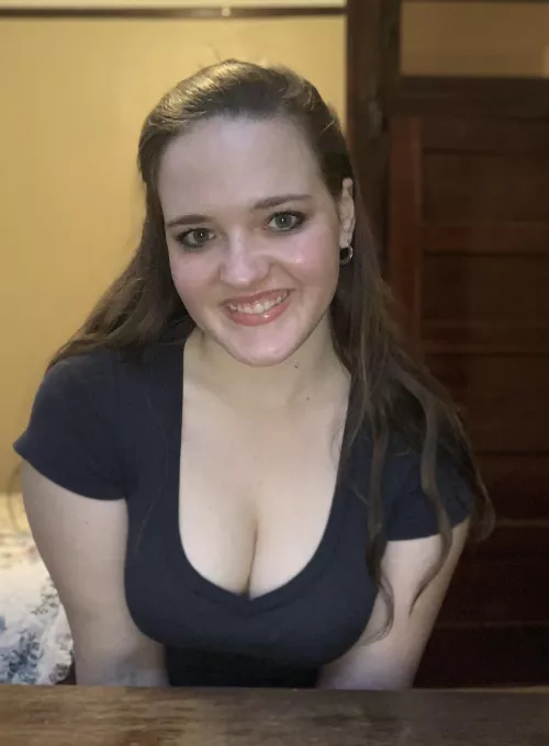 Hi! (25f) by ChestnutWoman123