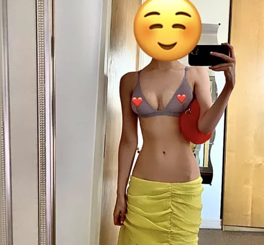 Hi😇 by viiiisummers