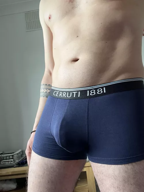 Hi 🤪 by playpaul007