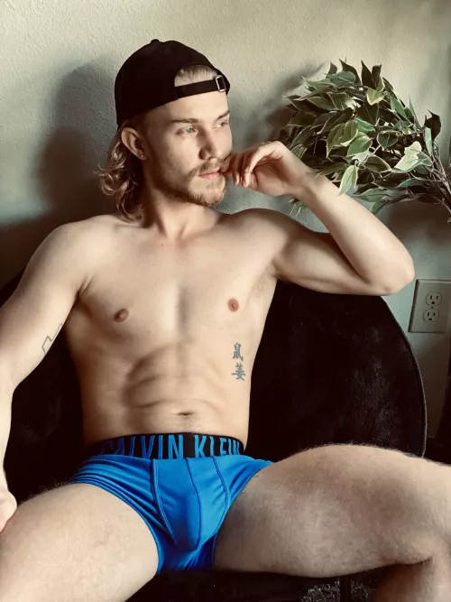 Hi. 😏 by matthewstantonn