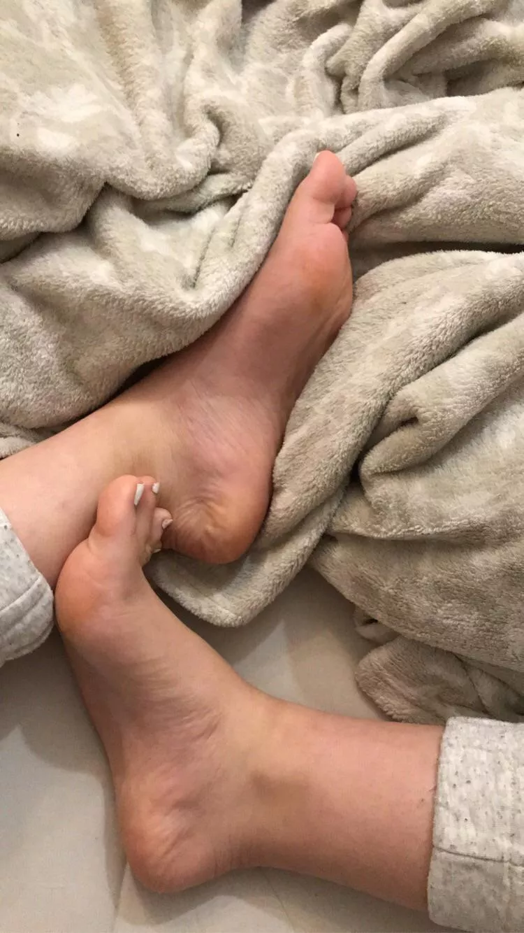 Hi 😘 posted by MissDola