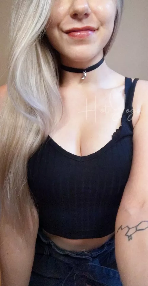 Hi babe ;) by hot_yoga