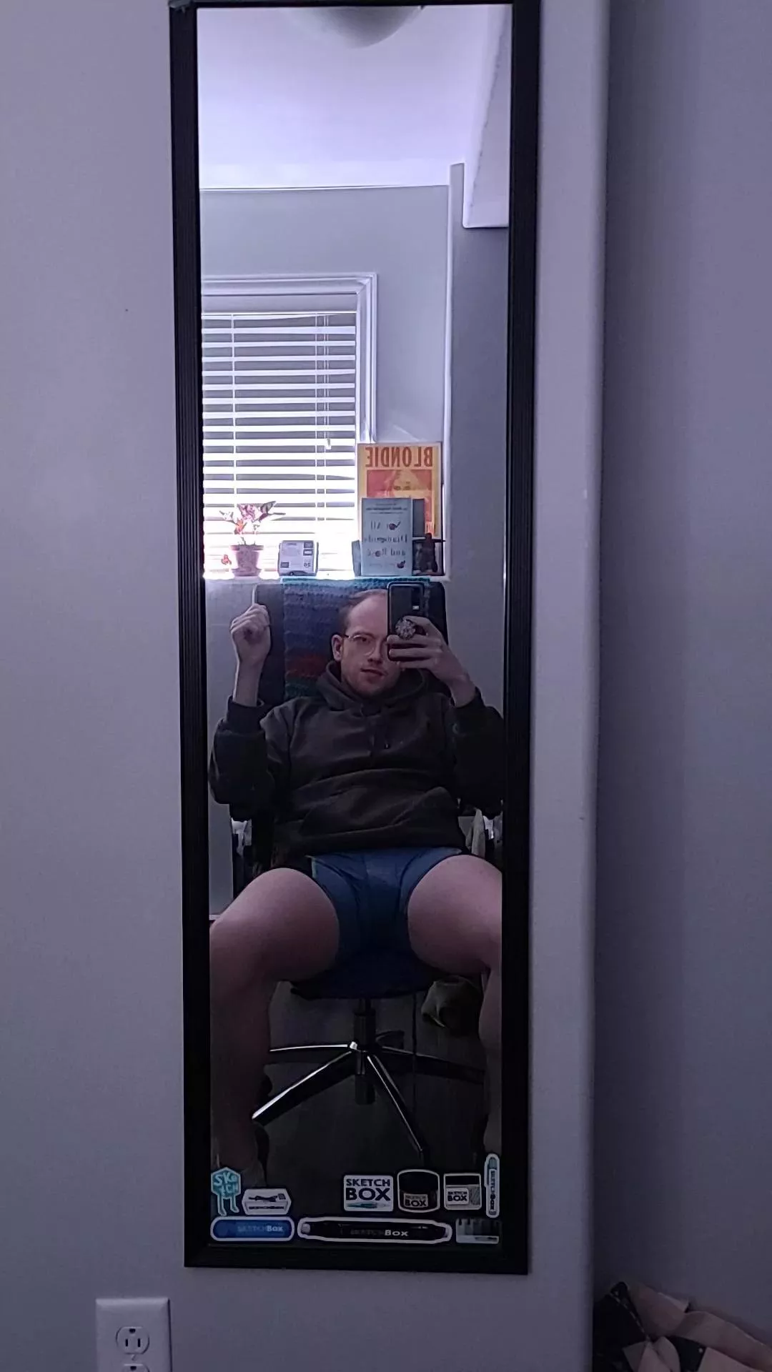 hi :) posted by 0nean