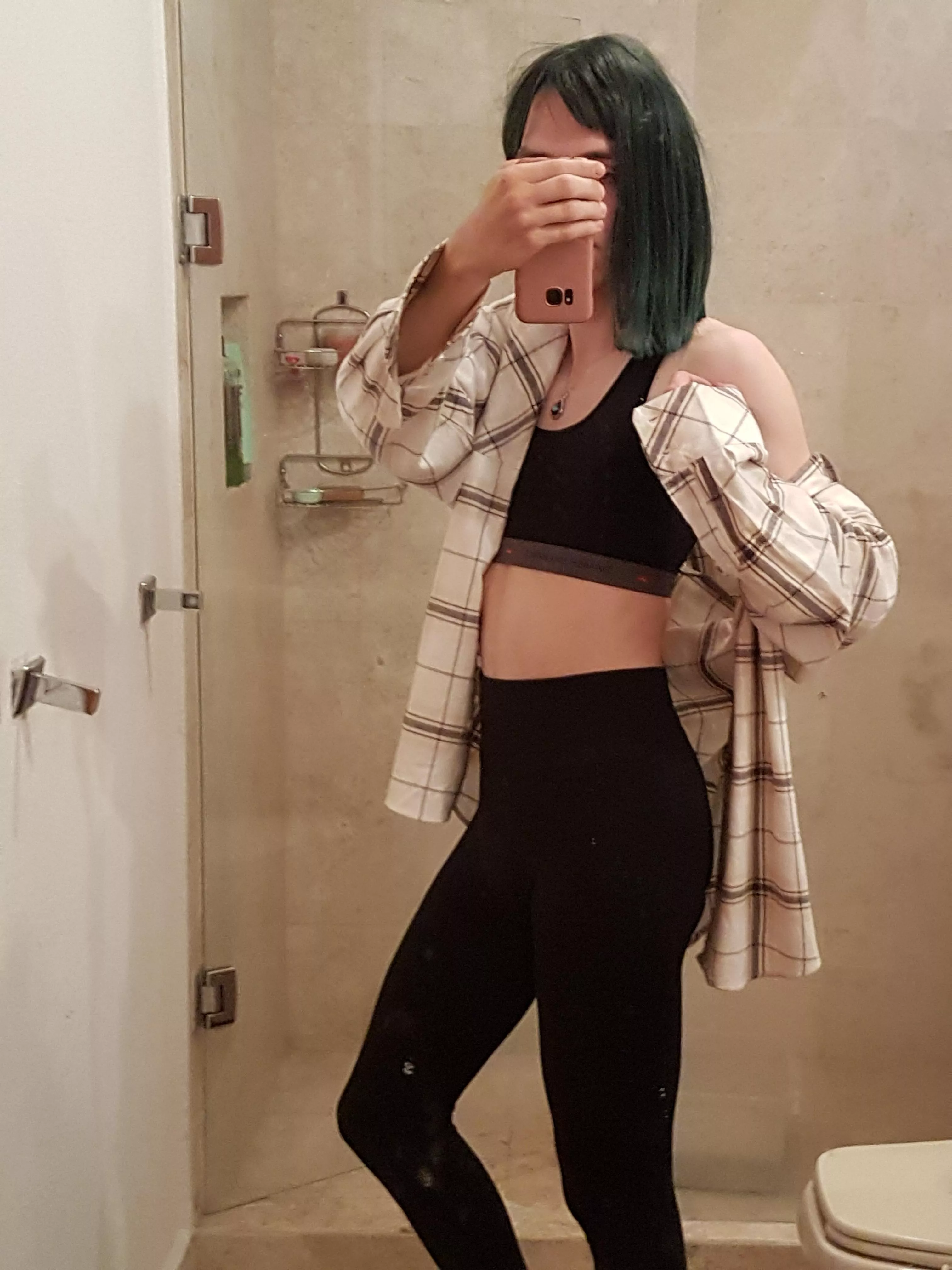 Hi cuties ;) posted by FemboyAlt-