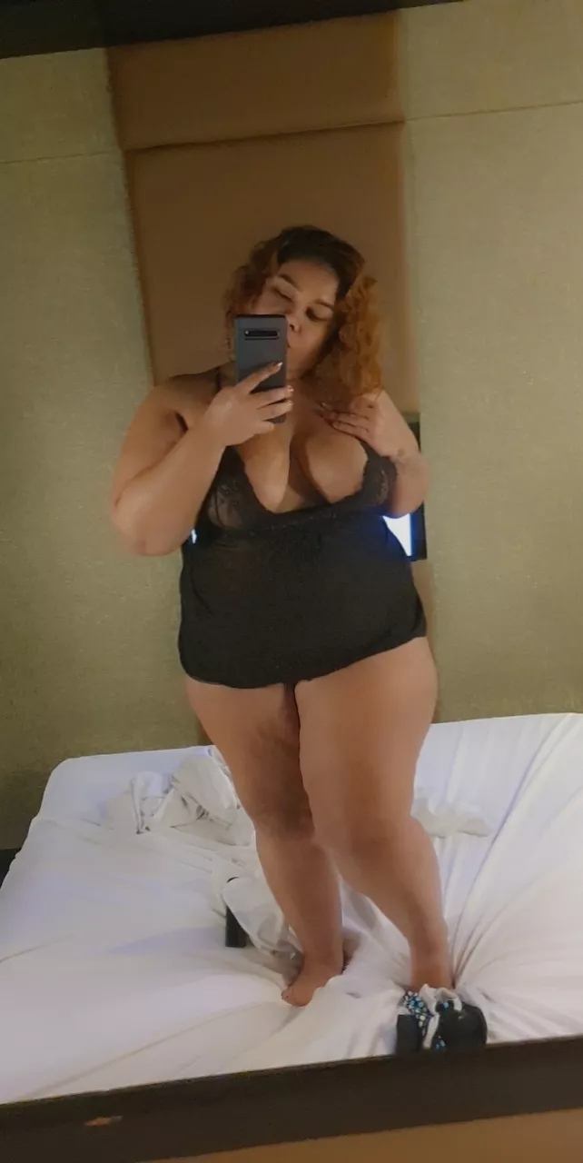 hi everyone have a nice friday to all posted by ebonycurvy