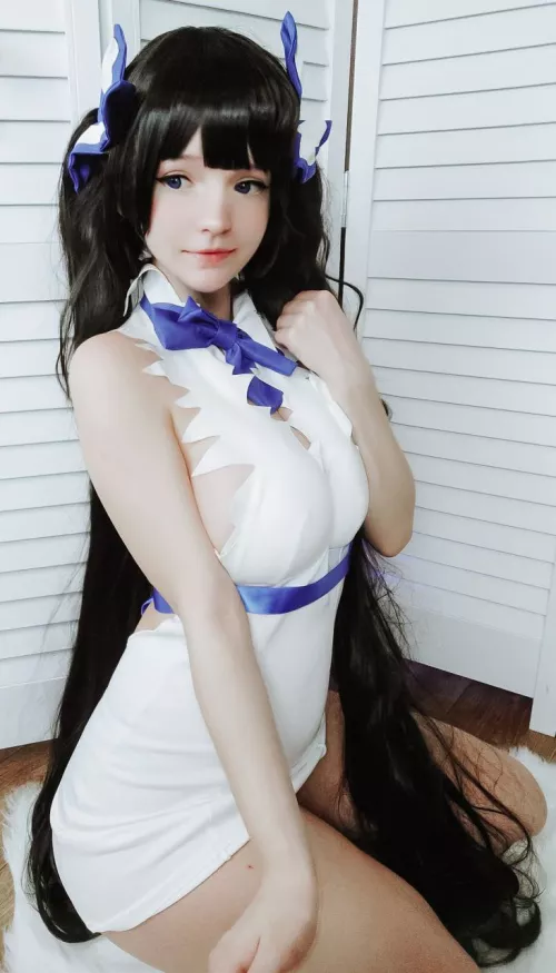Hi everyone, this is my Hestia Cosplay :3 by AlissaCosplays