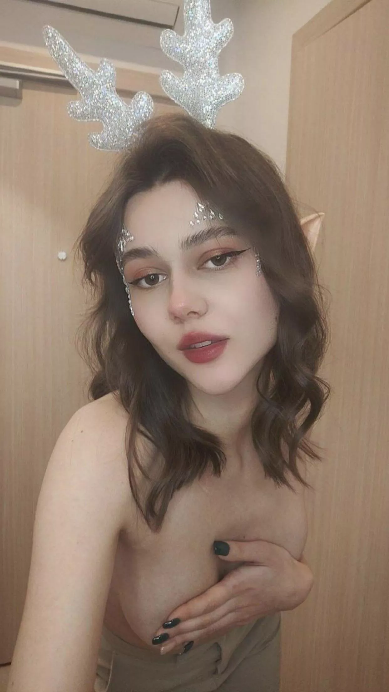 Hi 😈[f19] posted by MaryJane_2003