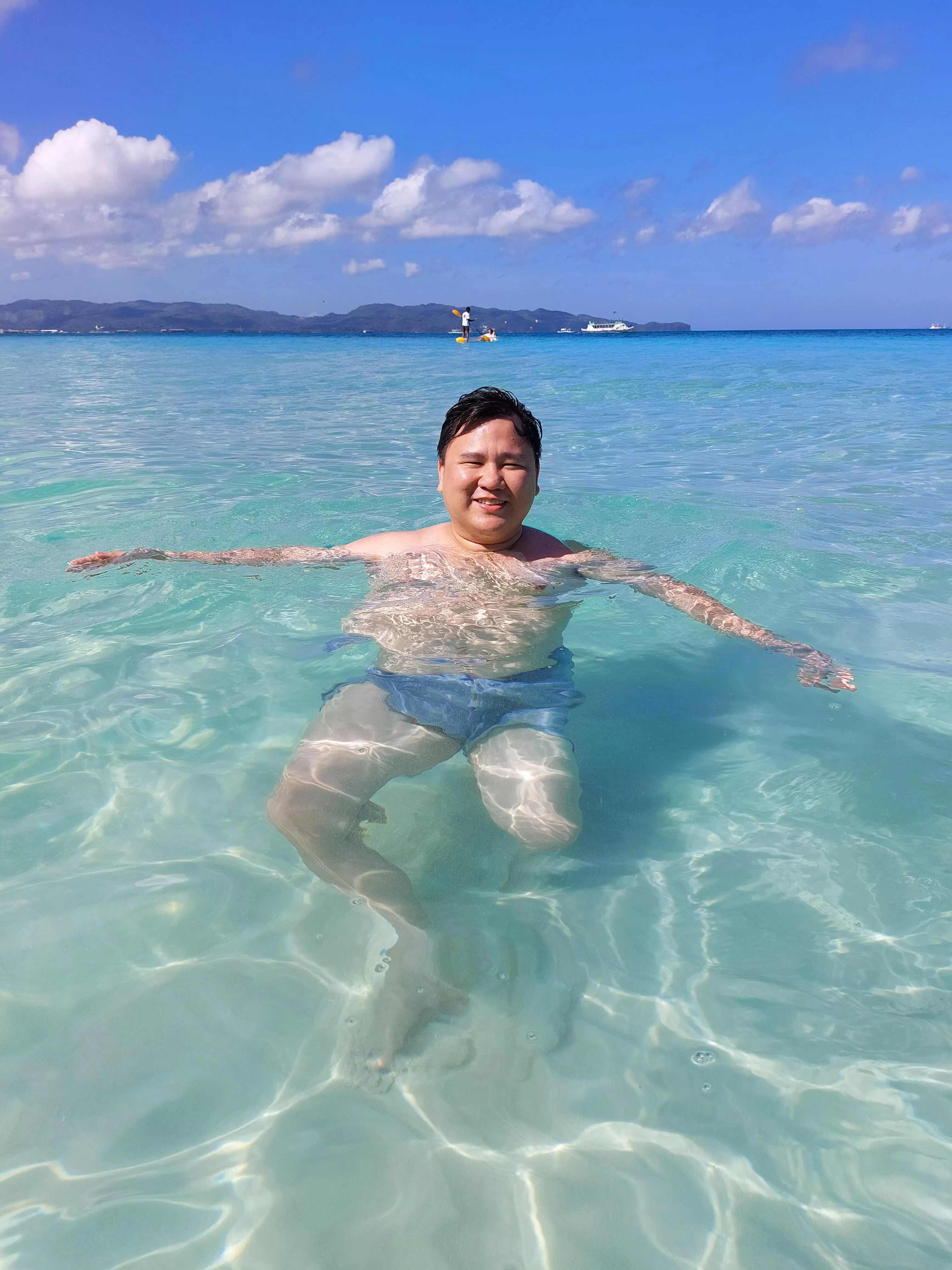 Hi! from the Philippines! posted by reimsenn