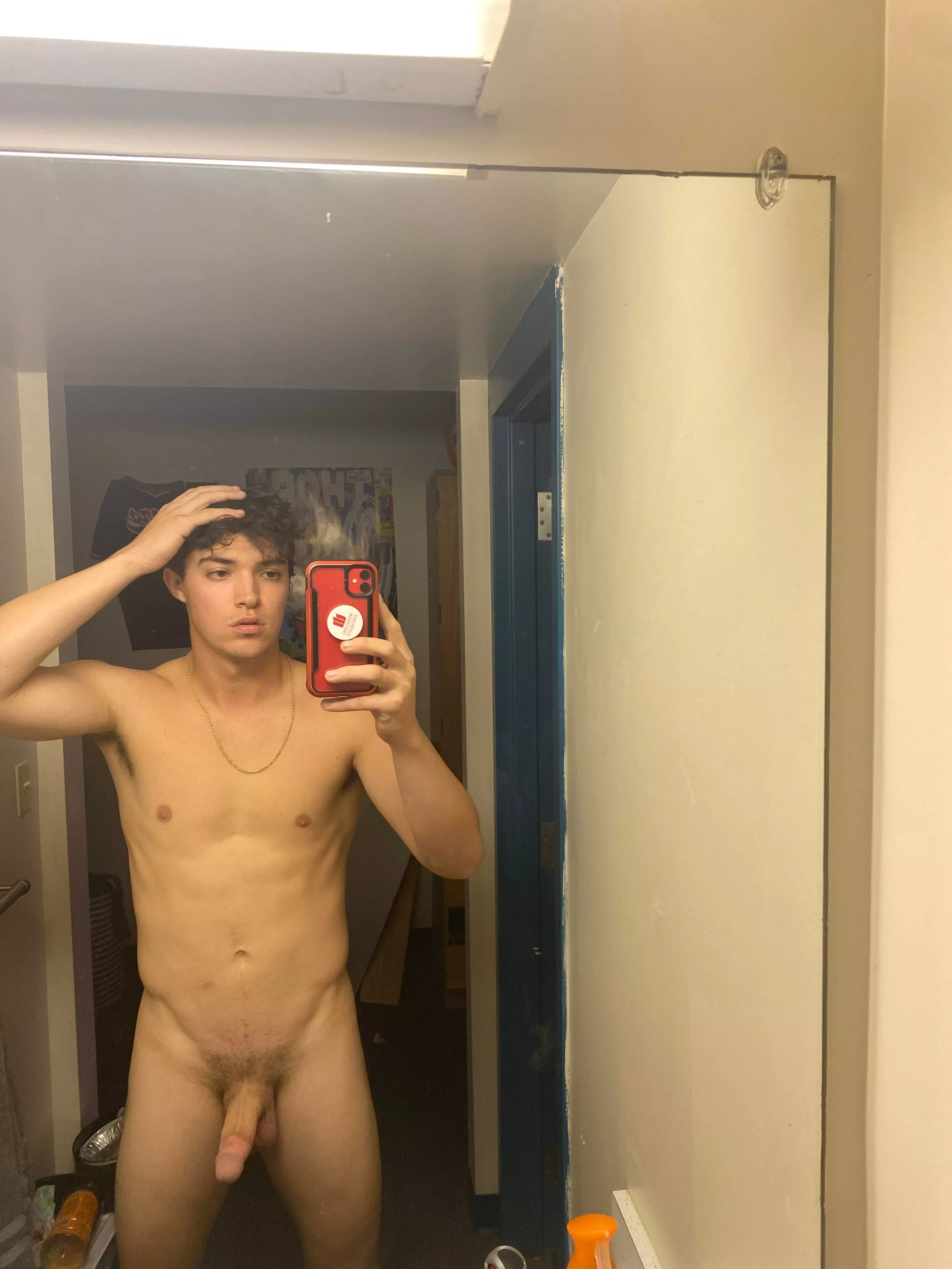 hi guasto, i'm new, be kind💦💜 posted by Sea_Clue_2179