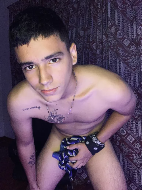 Hi guys! 😈 by Ccamiloff30