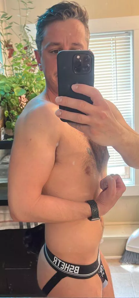 Hi guys! posted by squidpelf