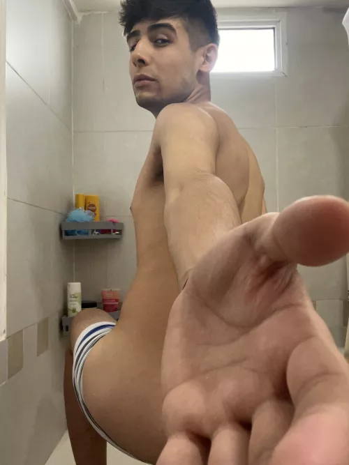 Hi, guys how are you, I'm Noah, wanna play with you! 🆓🆓🆓🆓🆓 O F by Time_Orange_8318