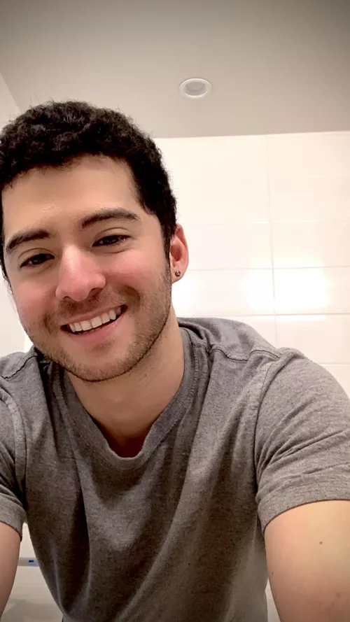 Hi guys! 👋🏻 #tgif 😊 by mccola123