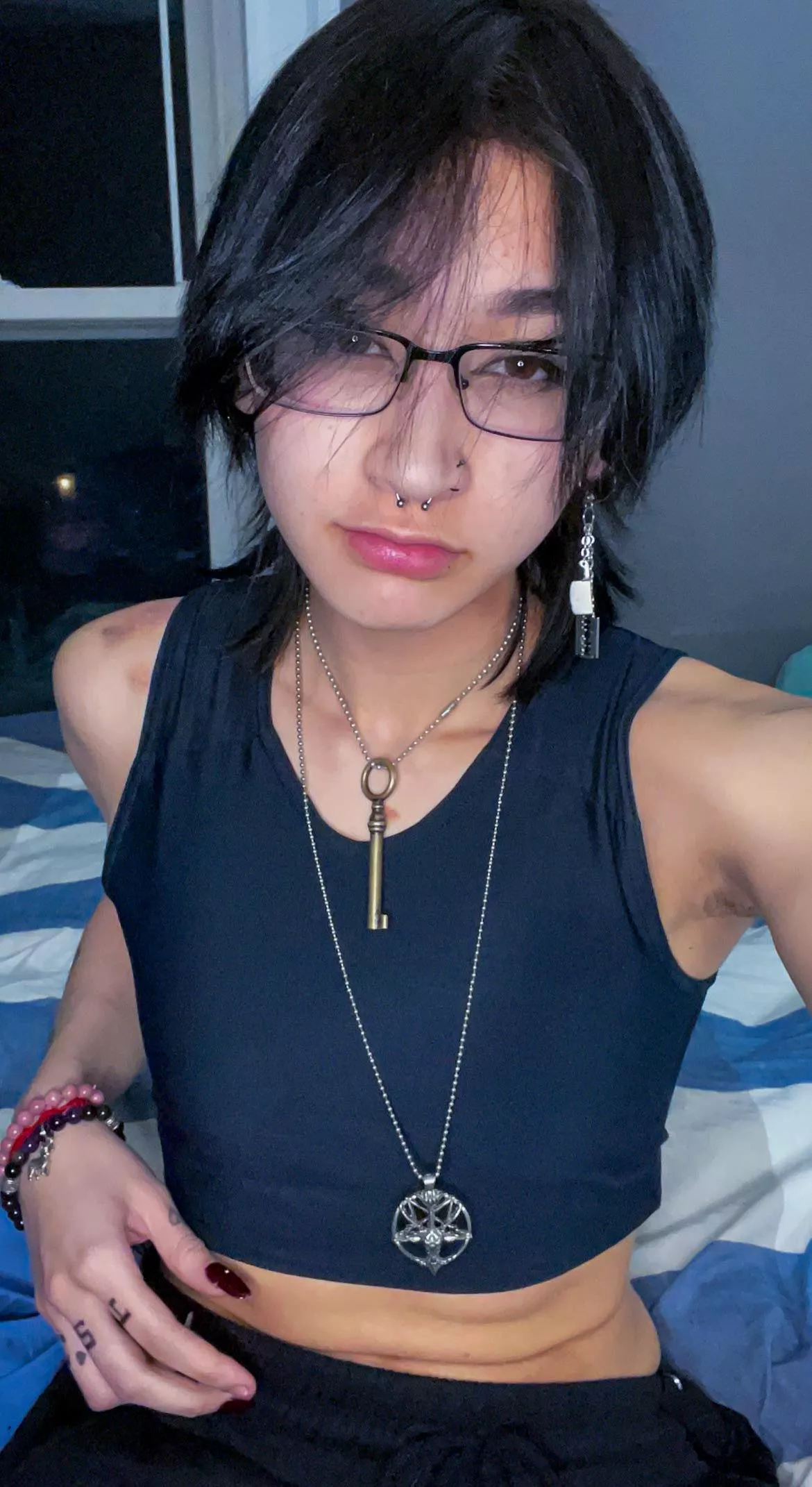 hi guys posted by lllilunsaved