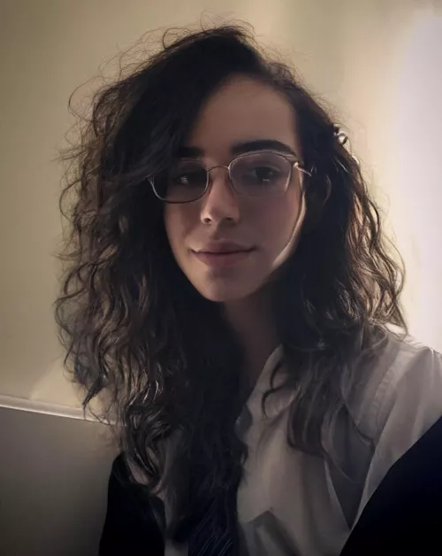 Hi! How’s everyone’s day been? (Hope the post fits here) by Femboyontheside