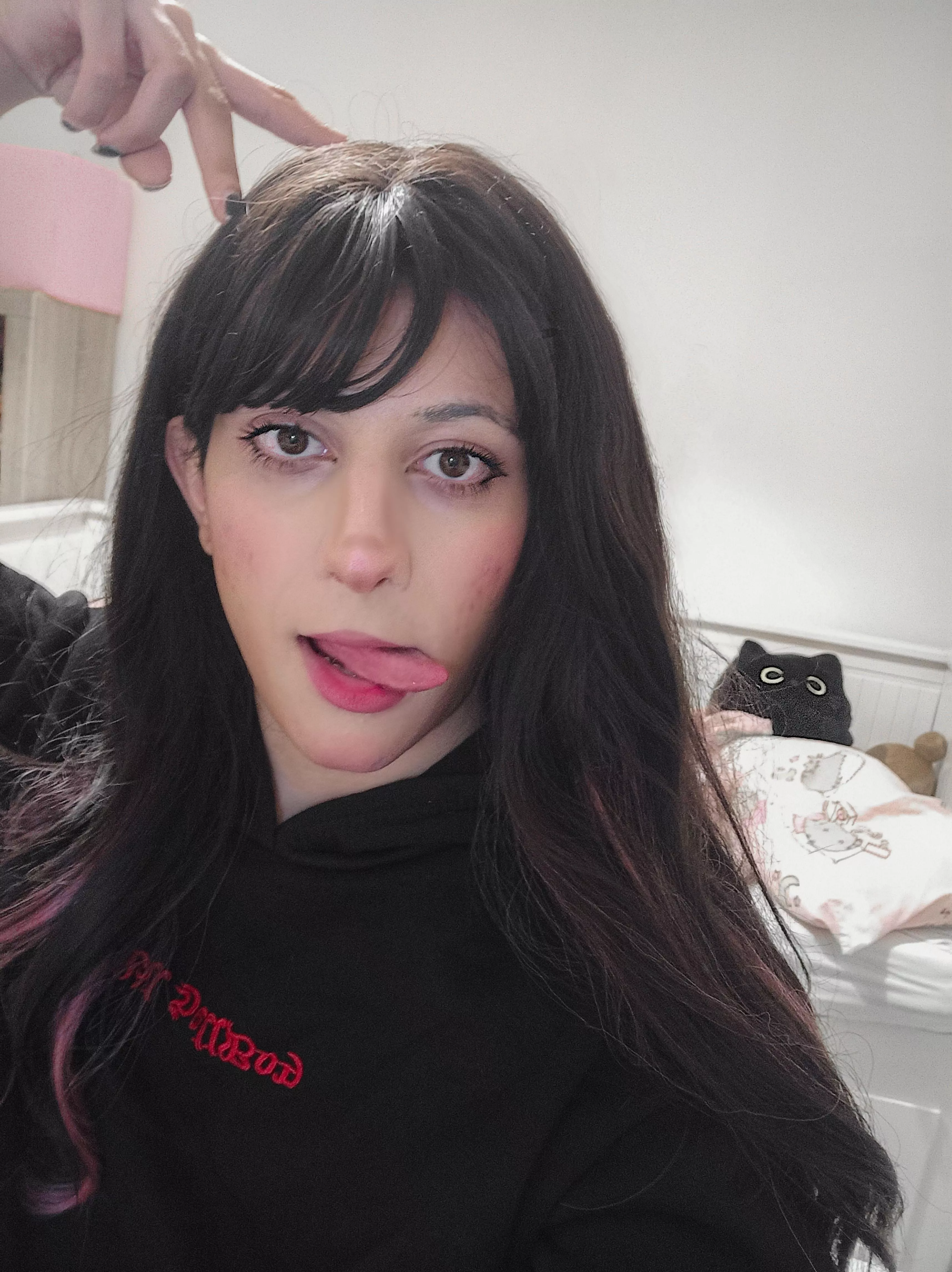 Hi, i love u <3 posted by puruchuu