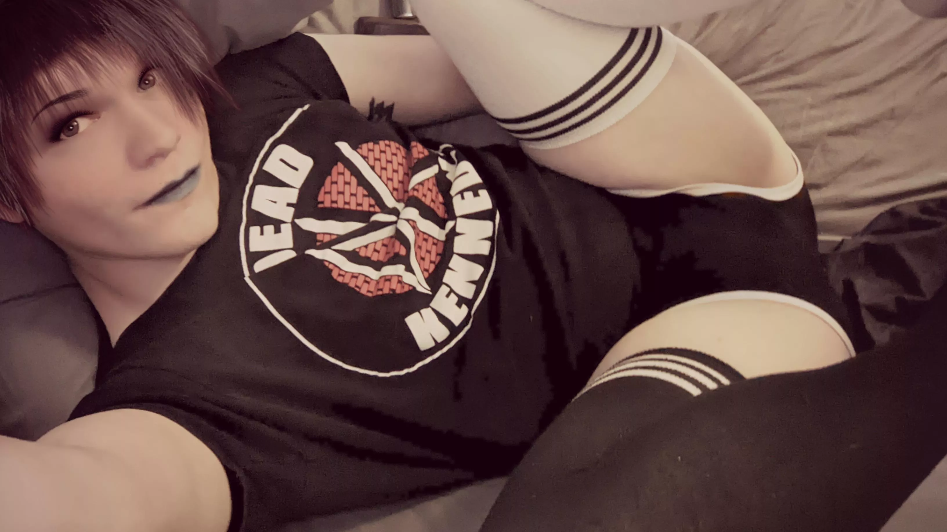 Hi I'm bored posted by ZeroCockDown