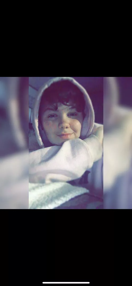 hi i’m new to this sub! i’m a good pup! 🥰 by Top_Blackberry1616