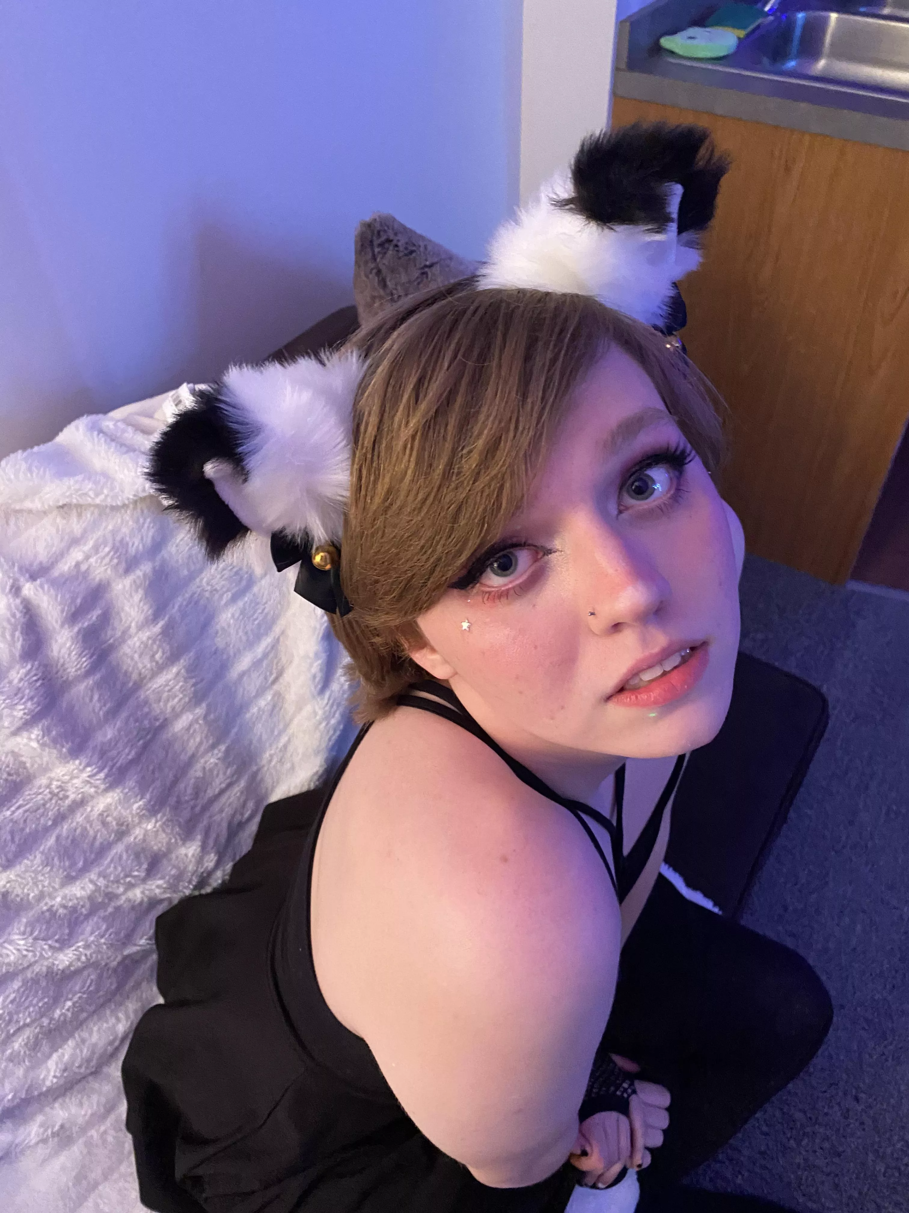 hi i’m really self conscious but i wanted to post something here :) posted by Young__Onion