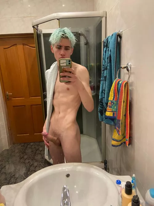 hi!!😇😇😇 by R7zRzhOg