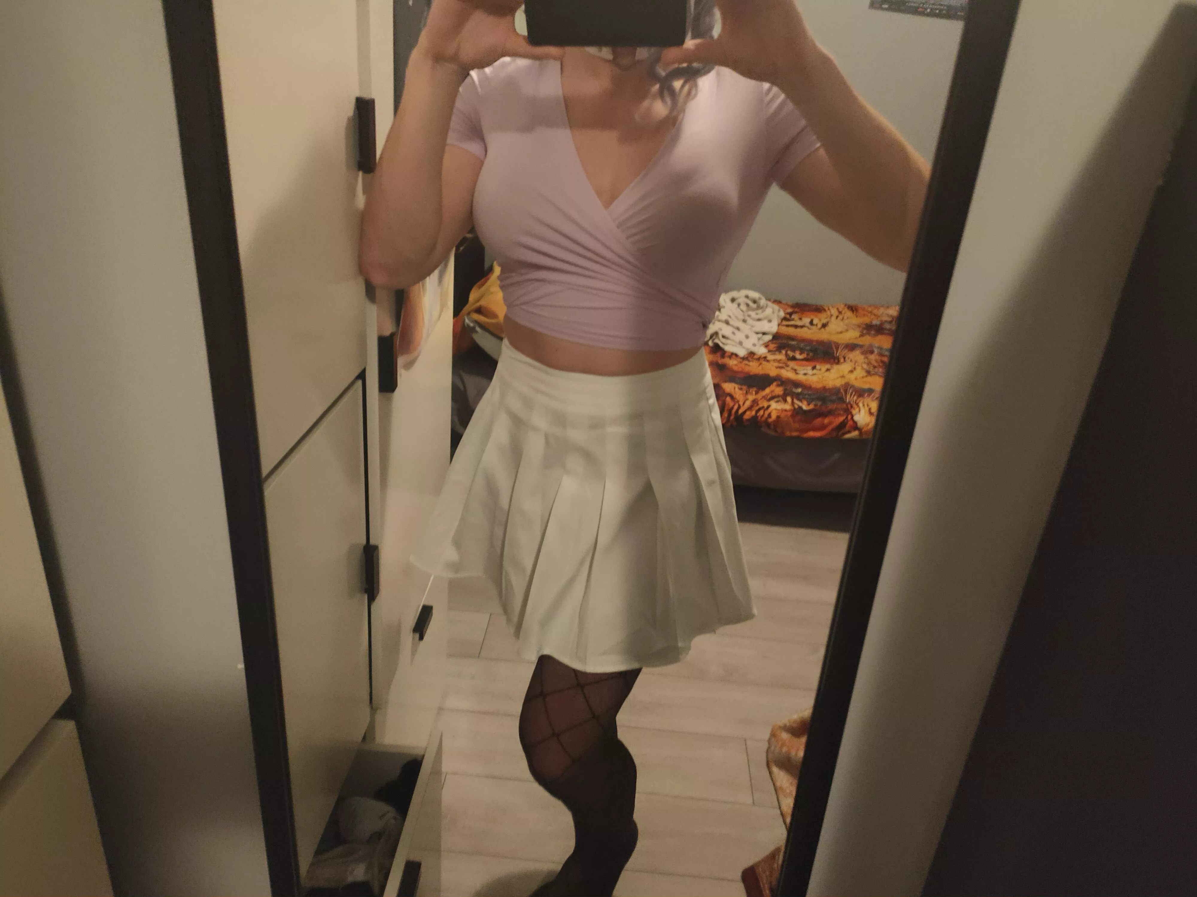 Hi, posting my pic that I really liked. 20yo posted by Acceptable-Ad-7146