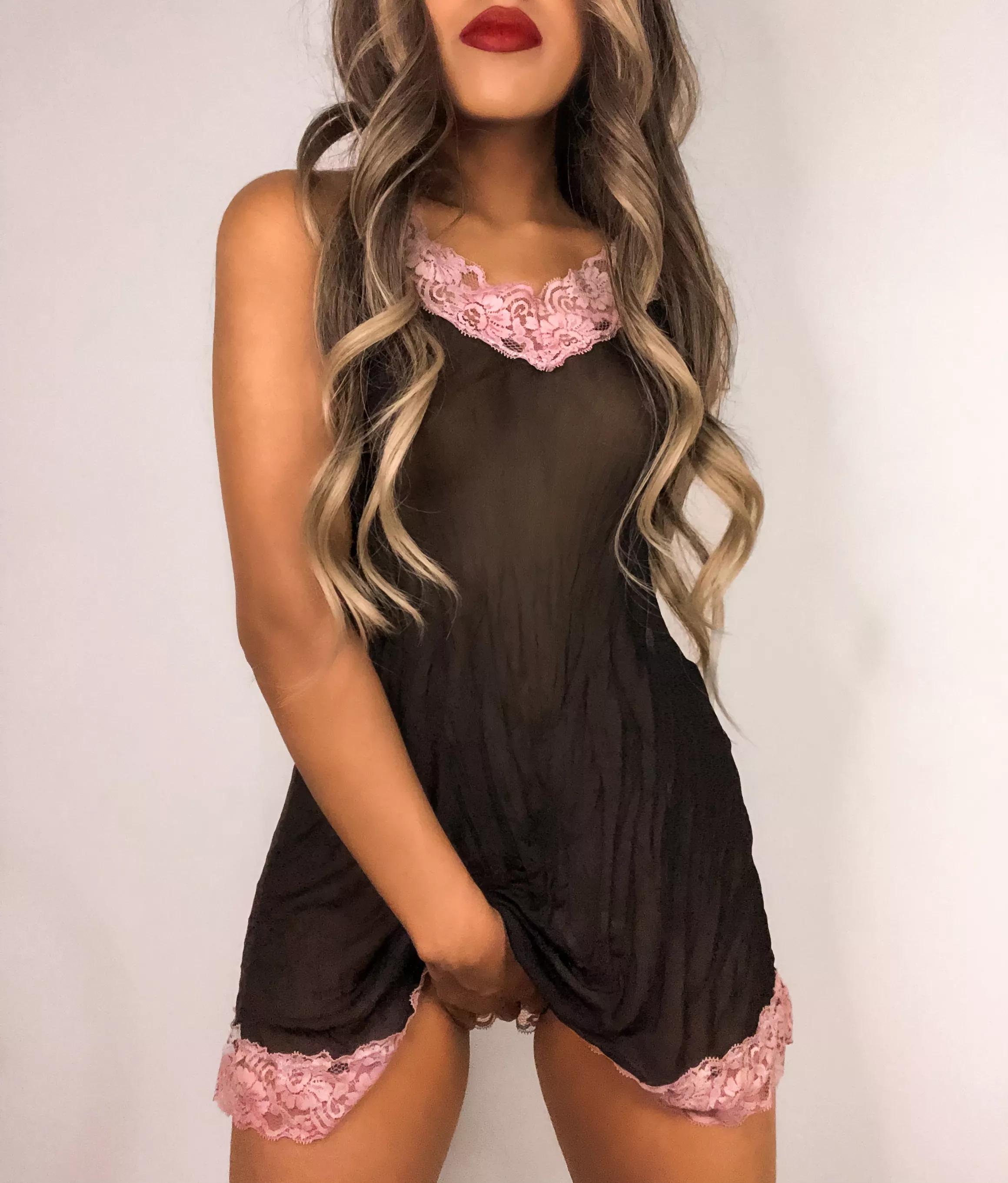 hi;) posted by ElviraVinyard