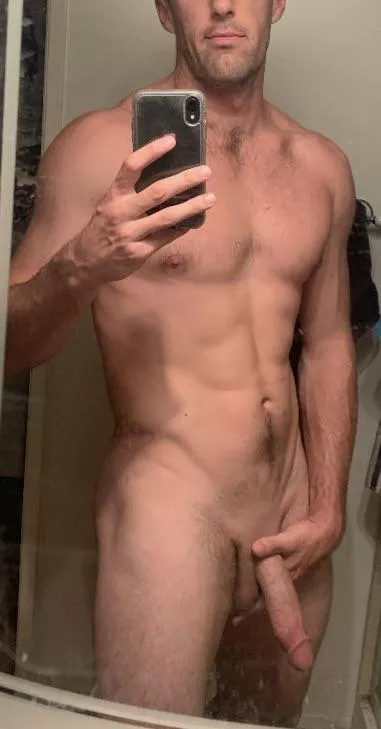 Hi there (6’4” btw) posted by hungathleticbull