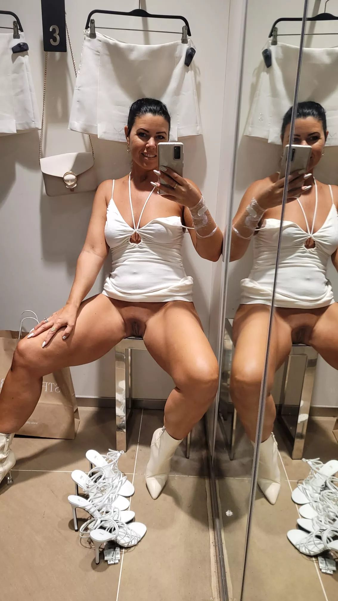 hi there💋 posted by Angelnektar