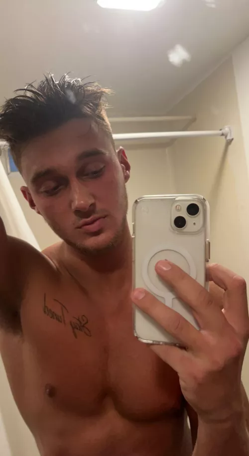 Hi there boys by The_BrentS