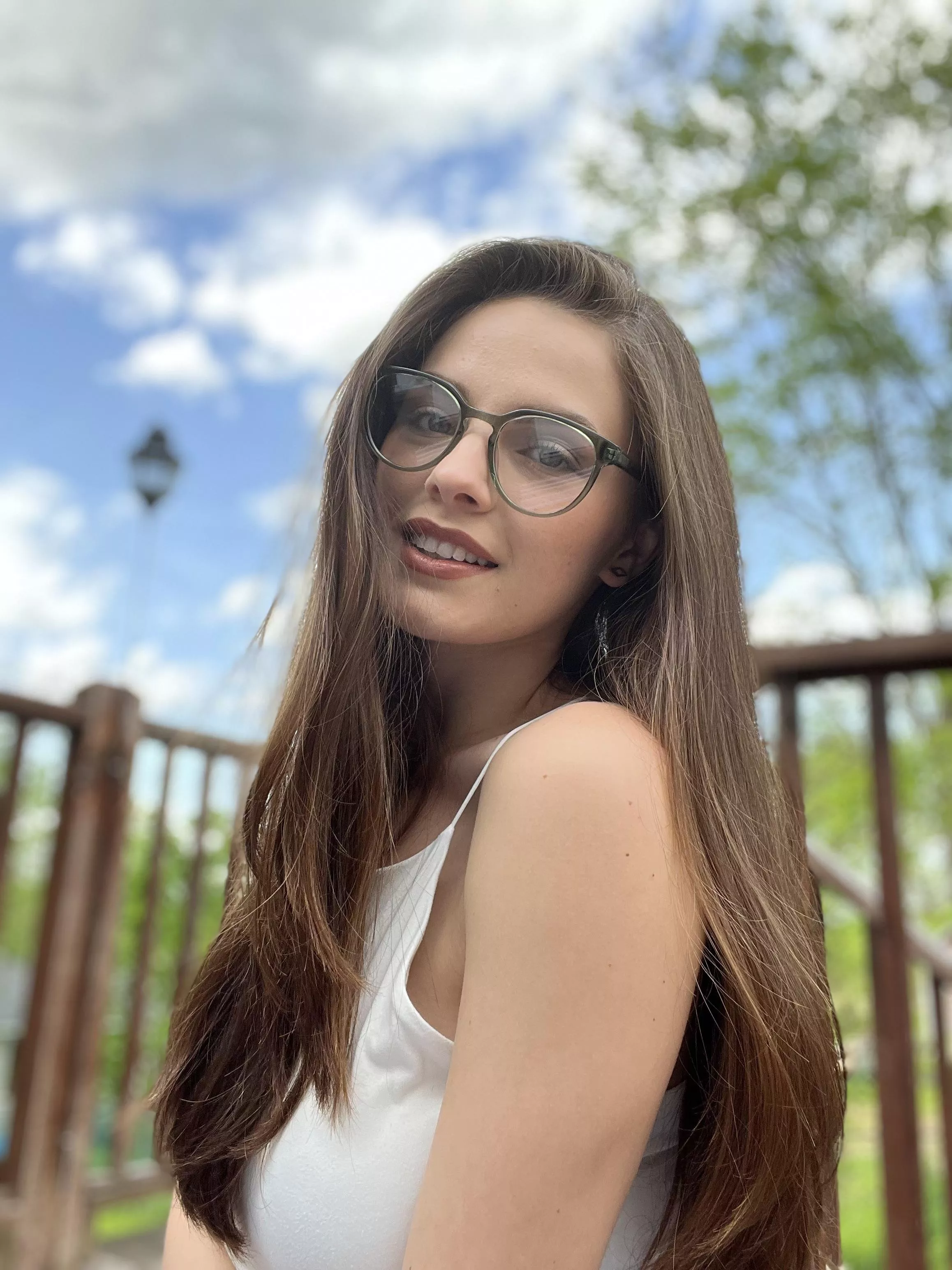 Hi there, I can see you! posted by _bethanyautumn_