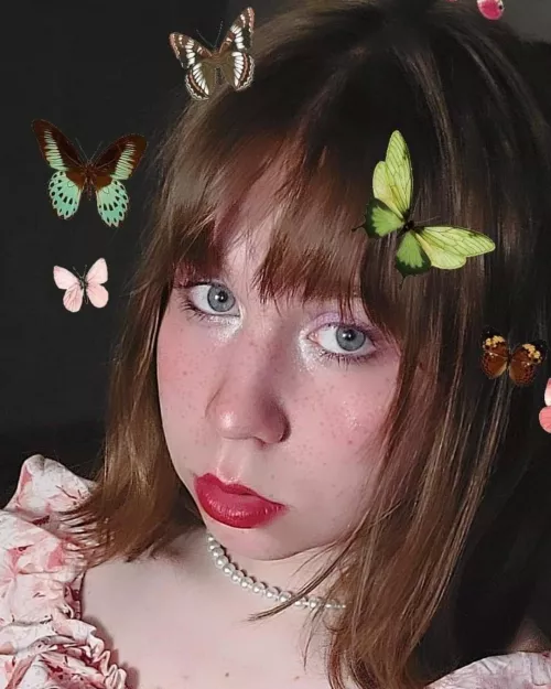 Hi there! Idk if im a boy but im sure about the fem part so here you go babes by Key_Argument1332