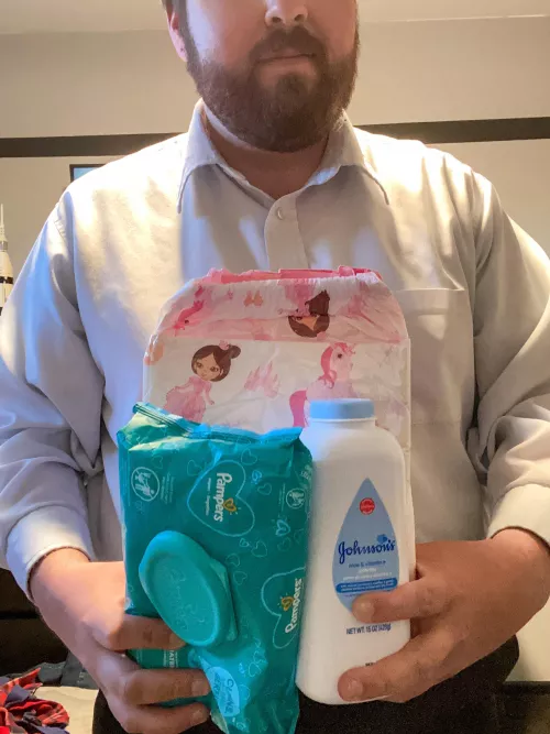 Hi there little one. I think both you and I know that someone needs a diaper change, hmm? by PM_ME_A_FUNNY_FACE