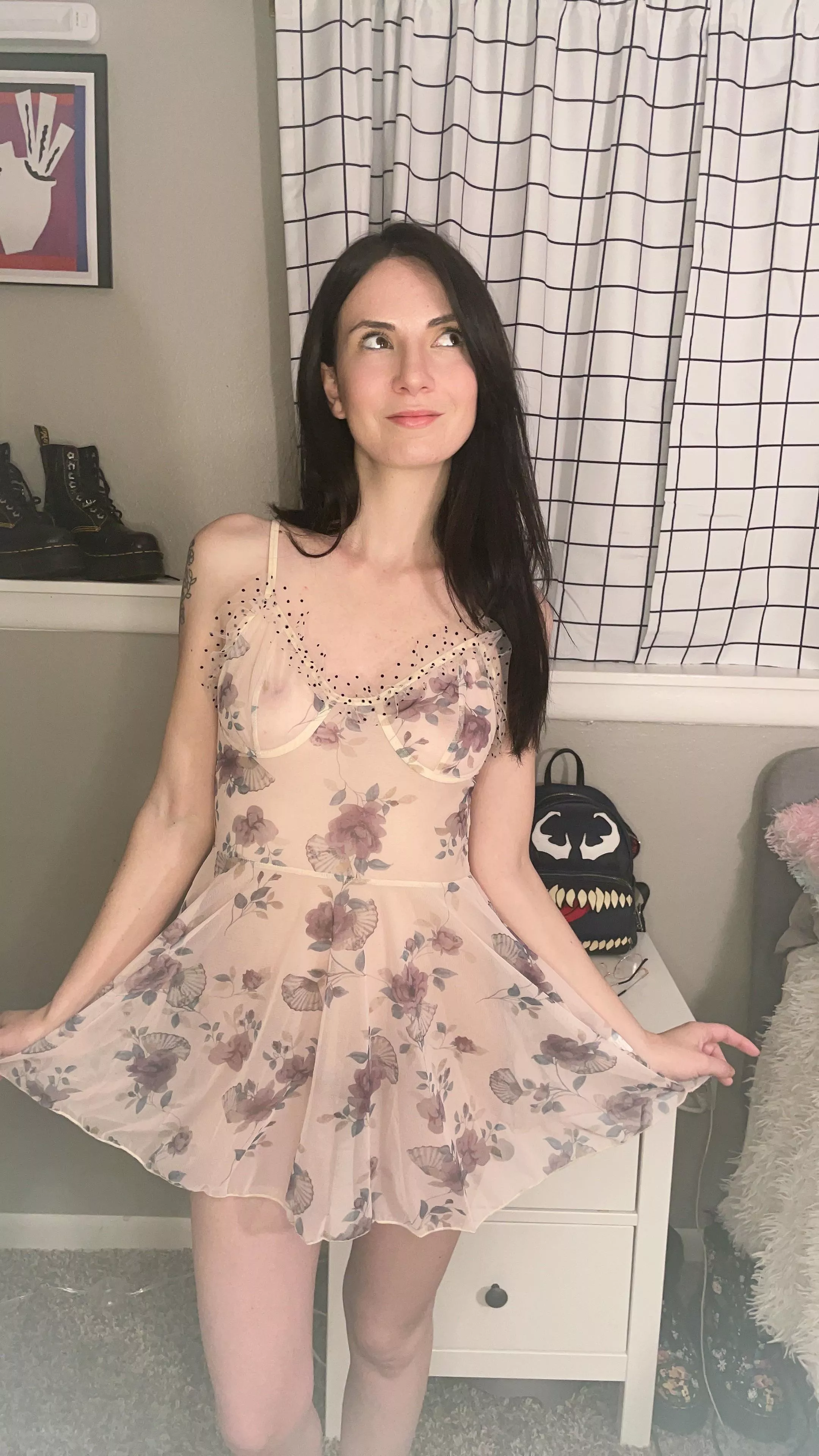 Hi there sexy😘 posted by emilyxlovely