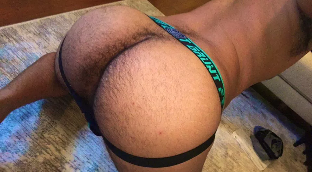 Hi 👋🏼 posted by andyandy018