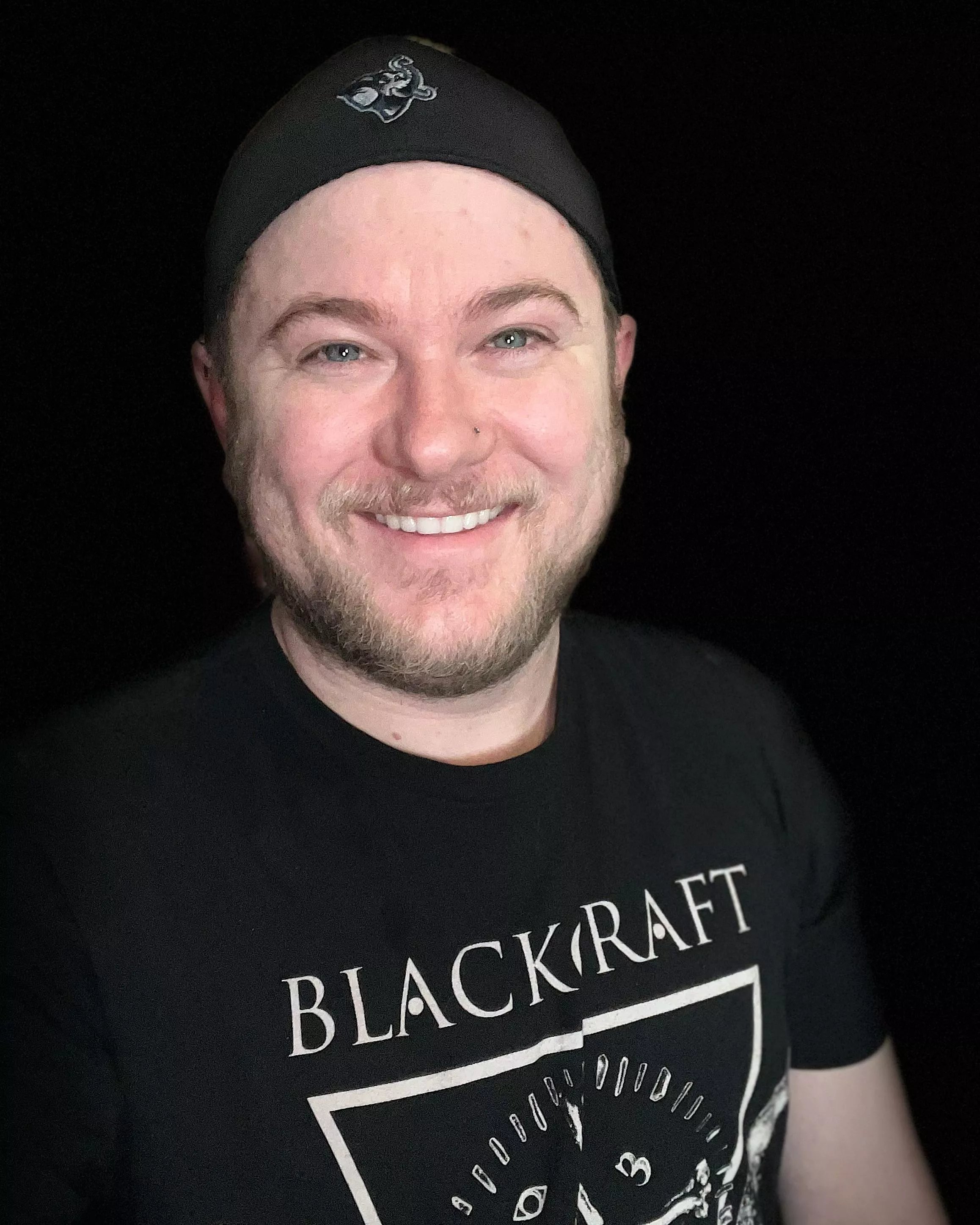 Hi y’all posted by paininmyiasis